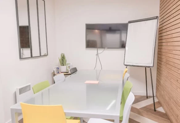 Bureau fermé  idéal pour votre activité professionnelle à Paris