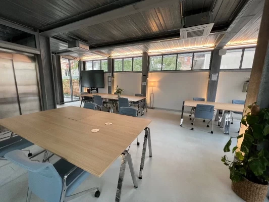 Bureau fermé  idéal pour votre activité professionnelle à Paris