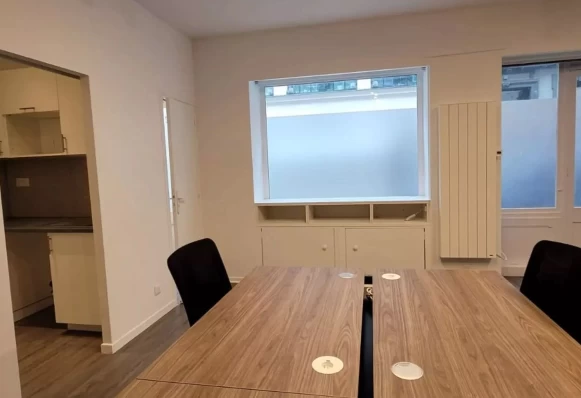 Bureau fermé  idéal pour votre activité professionnelle à Paris