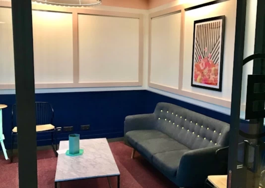 Bureau fermé  idéal pour votre activité professionnelle à Paris