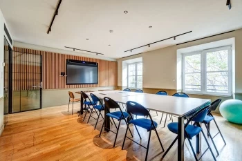 Plateau privé  idéal pour votre activité professionnelle à Paris 2