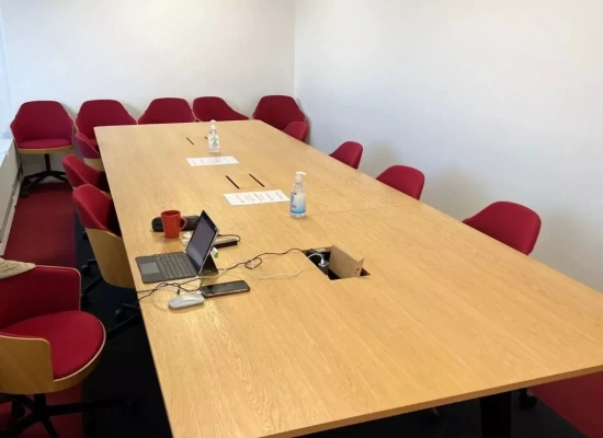 Bureau fermé  idéal pour votre activité professionnelle à Paris