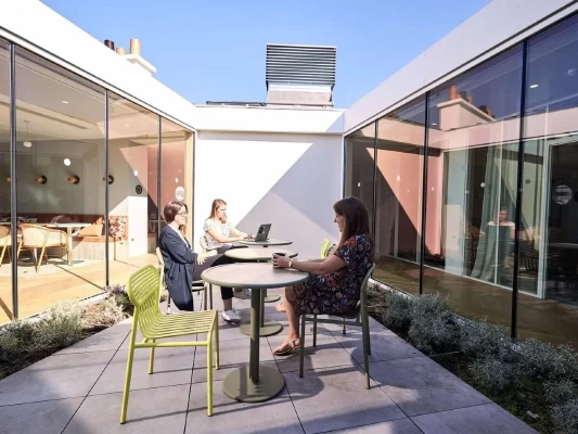 Bureau fermé  idéal pour votre activité professionnelle à Paris