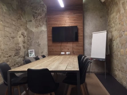 Bureau fermé  idéal pour votre activité professionnelle à Paris