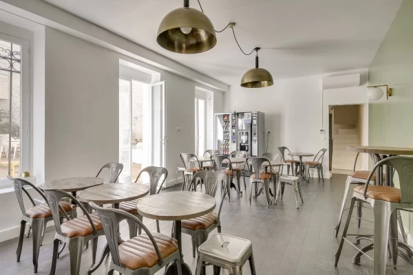 Bureau fermé  idéal pour votre activité professionnelle à Paris
