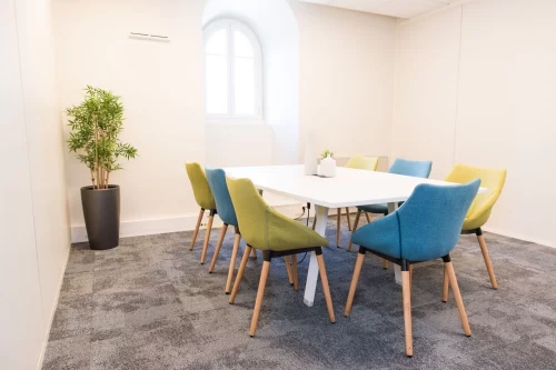 Bureau fermé  idéal pour votre activité professionnelle à Paris