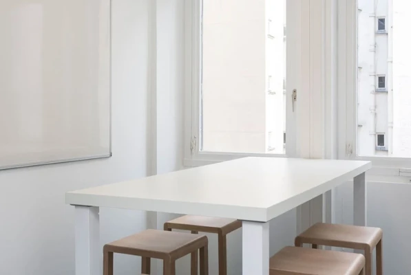 Bureau fermé  idéal pour votre activité professionnelle à Paris