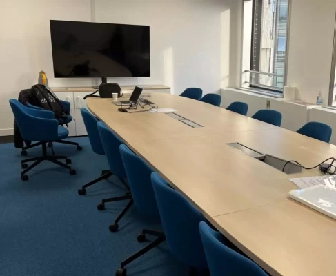 Bureau fermé  idéal pour votre activité professionnelle à Paris