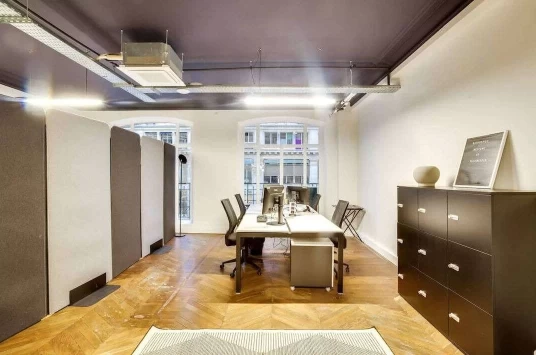 Bureau fermé  idéal pour votre activité professionnelle à Paris