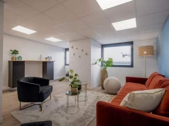 Bureau fermé  idéal pour votre activité professionnelle à Pessac