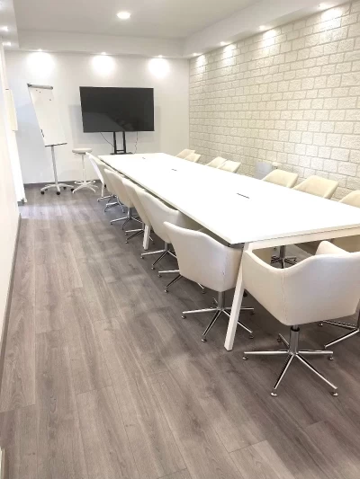 Salle de réunion  idéal pour votre activité professionnelle à Poitiers