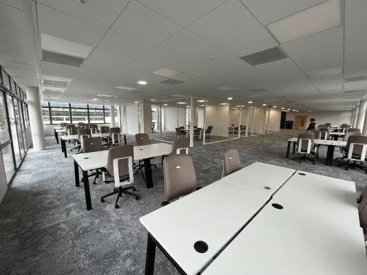 Bureau fermé  idéal pour votre activité professionnelle à Saint-Denis