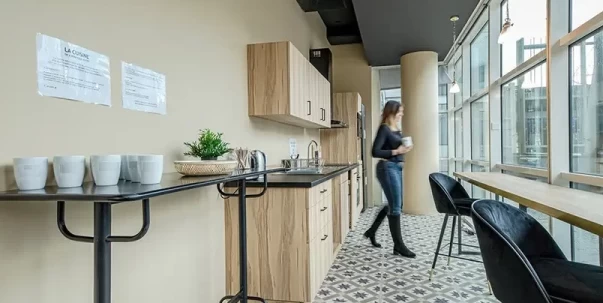 Bureau fermé  idéal pour votre activité professionnelle à Saint-Denis