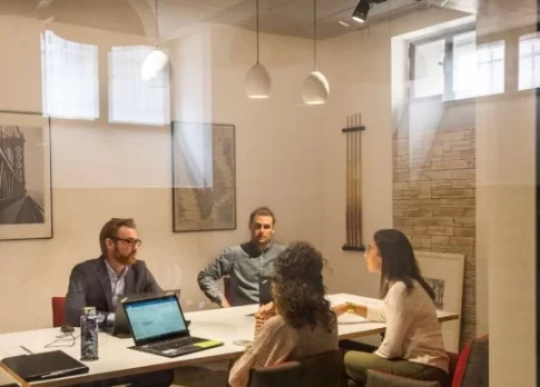 Bureau fermé  idéal pour votre activité professionnelle à Saint-Denis