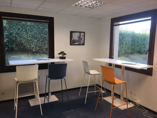Bureau fermé  idéal pour votre activité professionnelle à Saint-Grégoire
