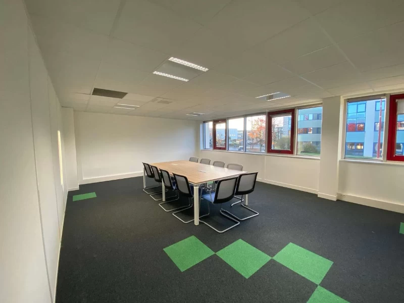 Salle de réunion  idéal pour votre activité professionnelle à Saint-Grégoire
