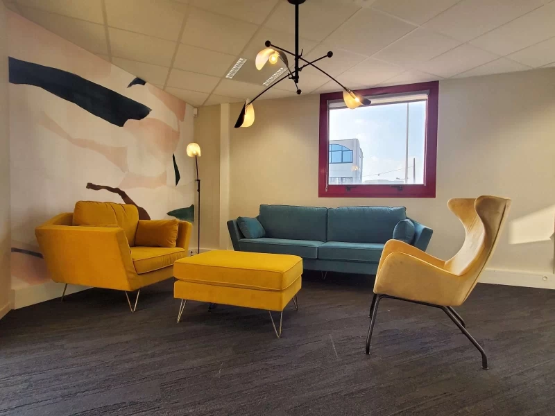 Salle de réunion  idéal pour votre activité professionnelle à Saint-Grégoire