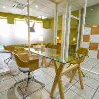 Bureau fermé  idéal pour votre activité professionnelle à Salon-de-Provence