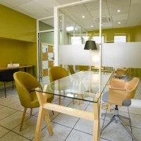 Bureau fermé  idéal pour votre activité professionnelle à Salon-de-Provence