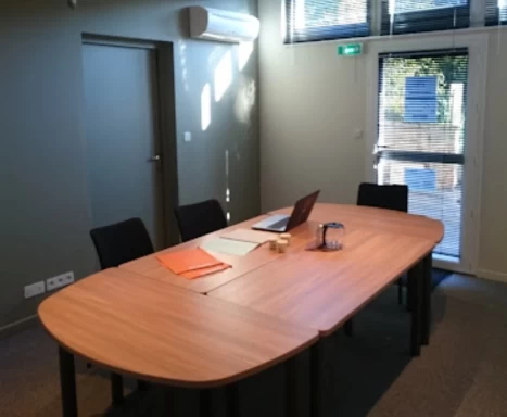 Bureau fermé  idéal pour votre activité professionnelle à Samatan
