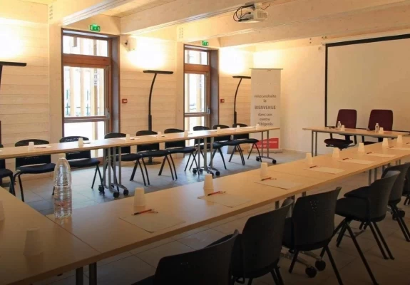 Bureau fermé  idéal pour votre activité professionnelle à Terssac