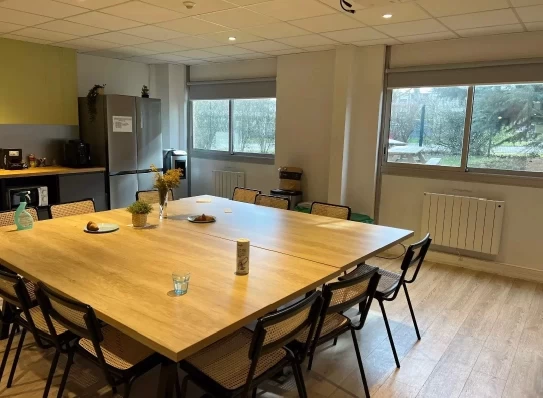Bureau fermé  idéal pour votre activité professionnelle à Villebon-sur-Yvette
