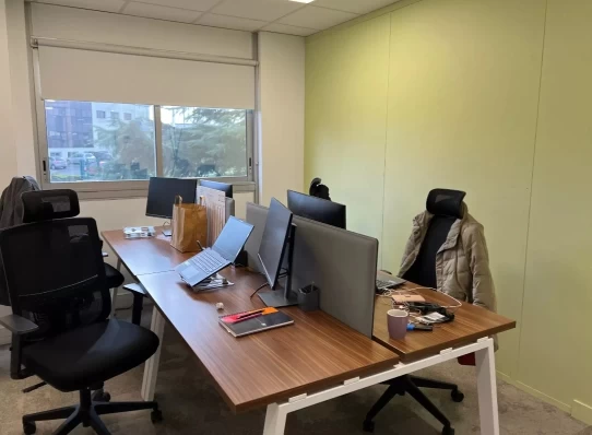 Bureau fermé  idéal pour votre activité professionnelle à Villebon-sur-Yvette