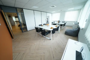 Salle de réunion  idéal pour votre activité professionnelle à Villebon-sur-Yvette