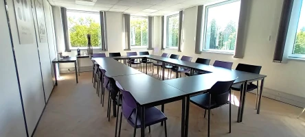 Salle de réunion  idéal pour votre activité professionnelle à Villebon-sur-Yvette