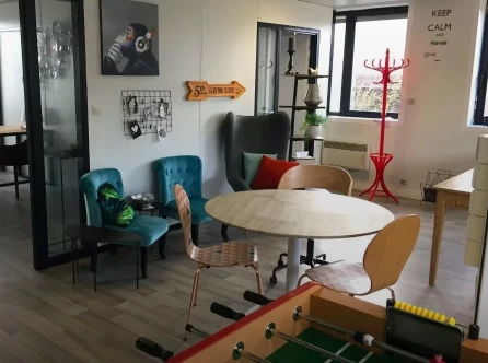 Bureau fermé  idéal pour votre activité professionnelle à Villeneuve-d'Ascq