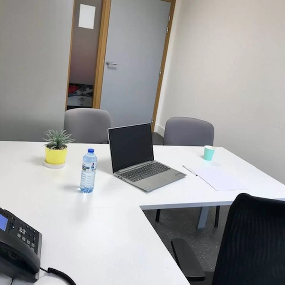 Location bureau à partager à Alixan