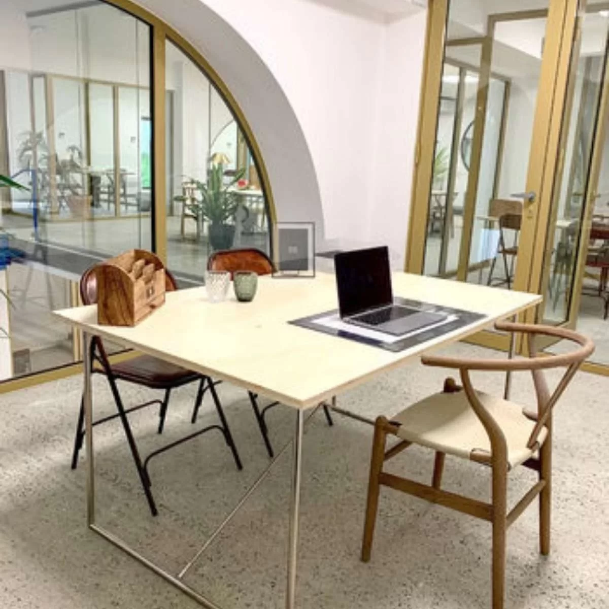 Location bureau à partager à Bastia