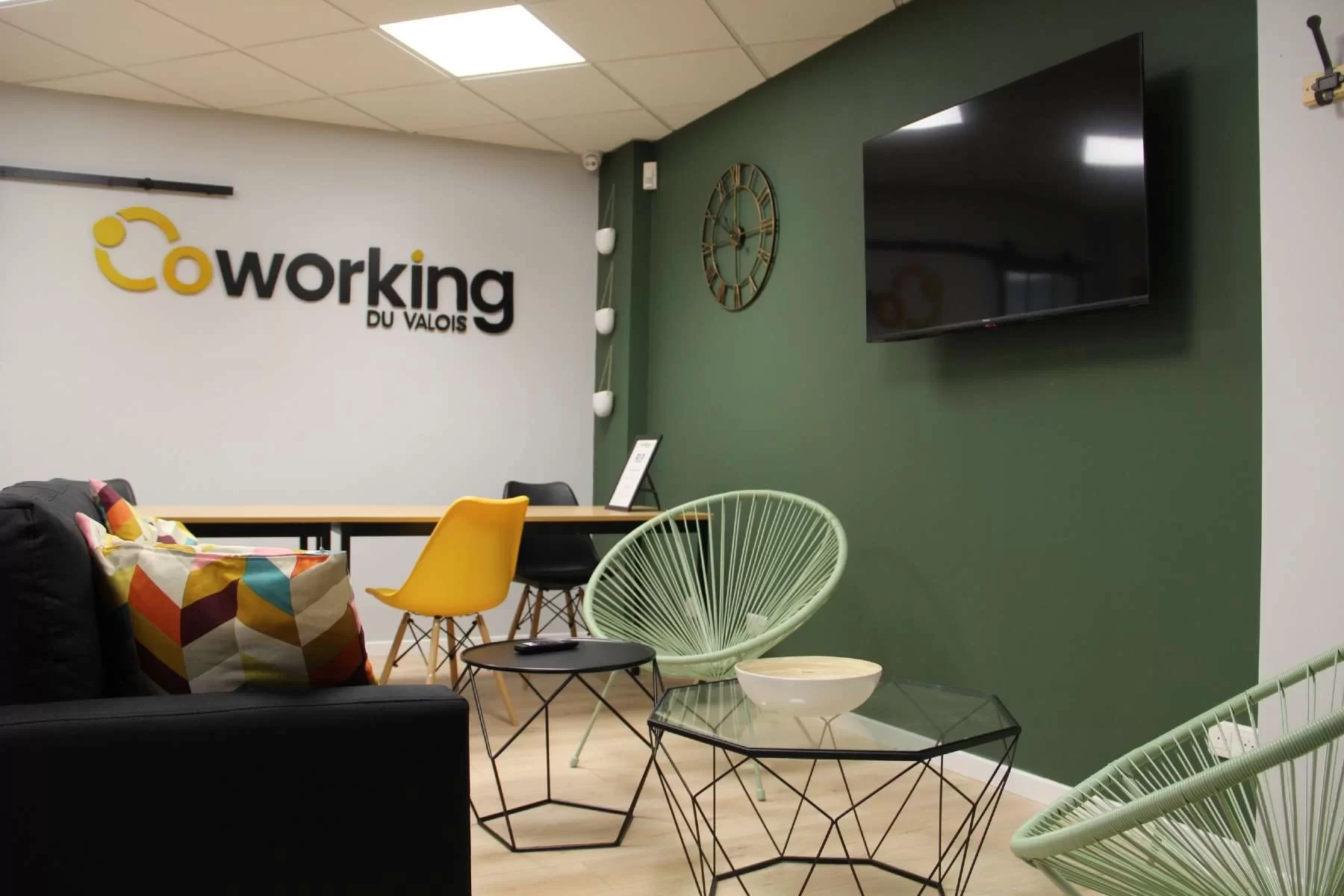 poste-fixe-coworking-crepy-en-valois-Urbidesk-oNjuvc.webp