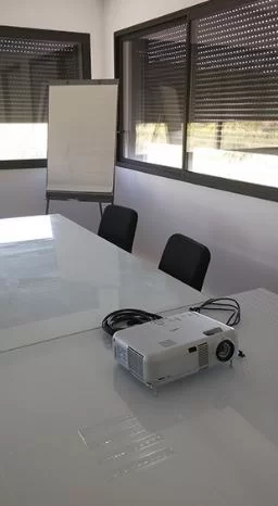 Location salle de réunion à Éguilles