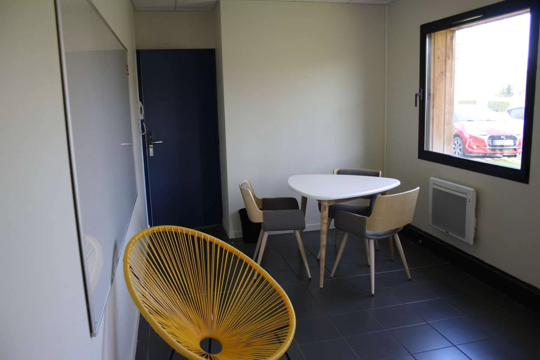 poste-de-travail-grande-synthe-Urbidesk-GbijAC.webp