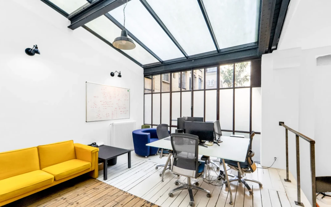 Location Plateau à Paris 10
