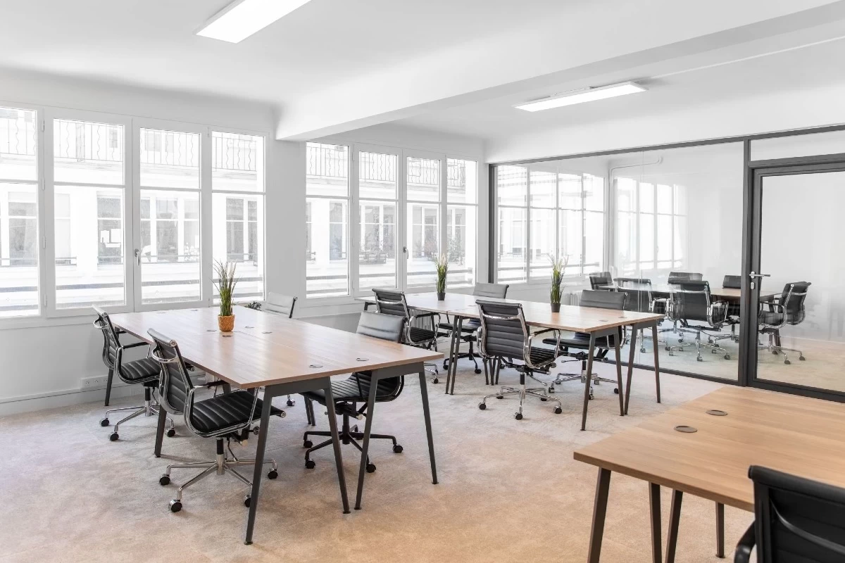 Location bureau à partager à Paris 10e Arrondissement