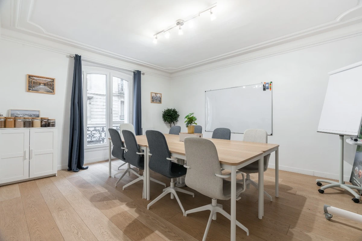 Location bureau à partager à Paris 10e Arrondissement