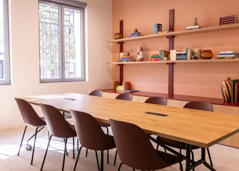 Location Plateau à Paris 10e Arrondissement