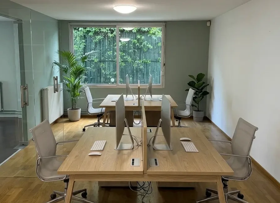 Location Plateau à Paris 12