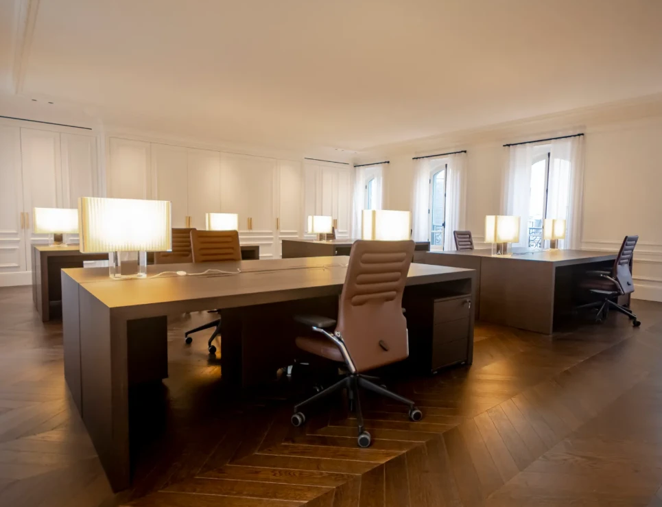Location Plateau à Paris 16e Arrondissement