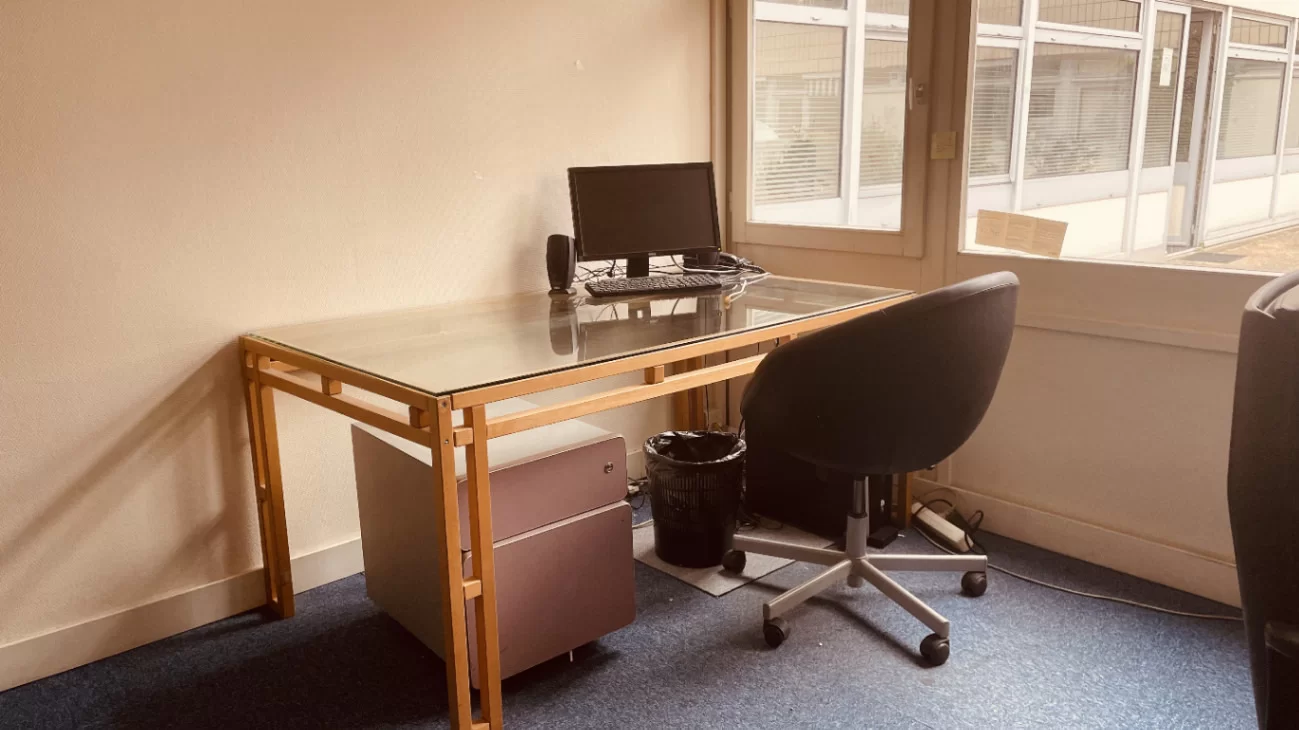 Location bureau à partager à Paris 18e Arrondissement