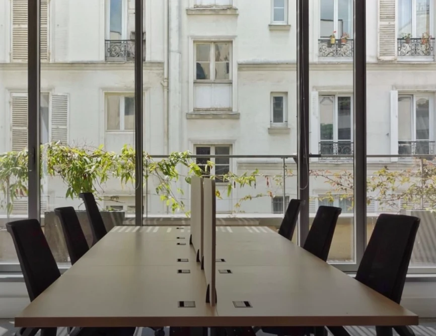 Location Plateau à Paris 18e Arrondissement