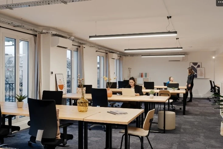 Location Plateau à Paris 2e Arrondissement