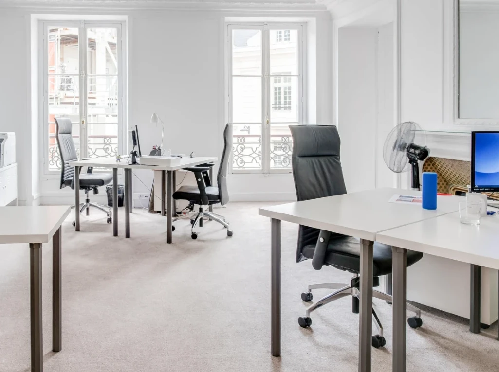 Location bureau à partager à Paris 8e Arrondissement