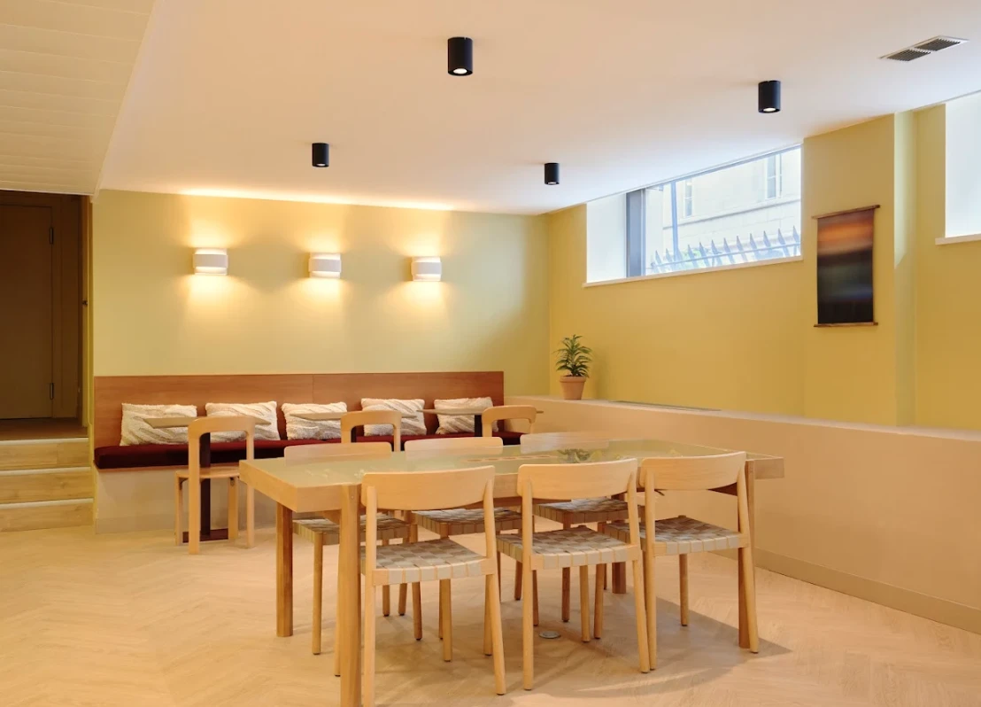 Location bureau à partager à Paris 8e Arrondissement