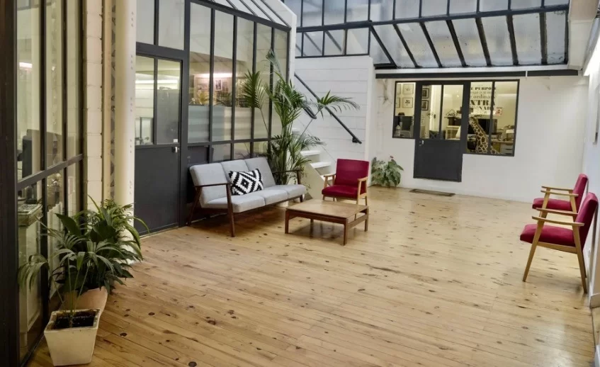 Location bureau à partager à Paris 18e Arrondissement