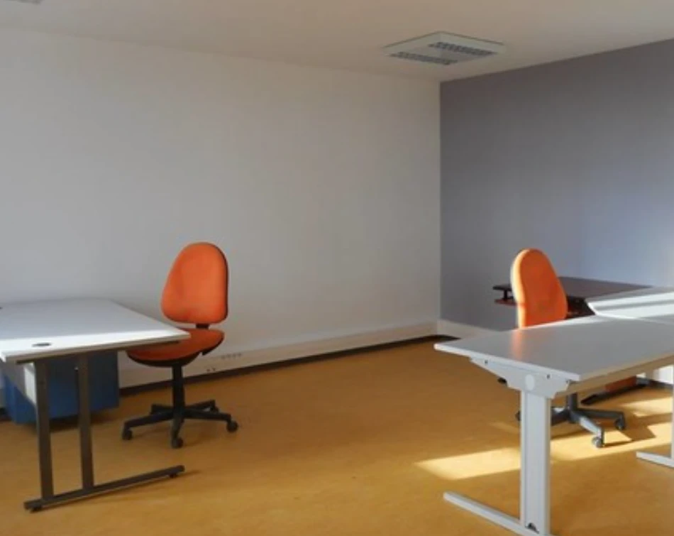 Location bureau à partager à Seigneulles
