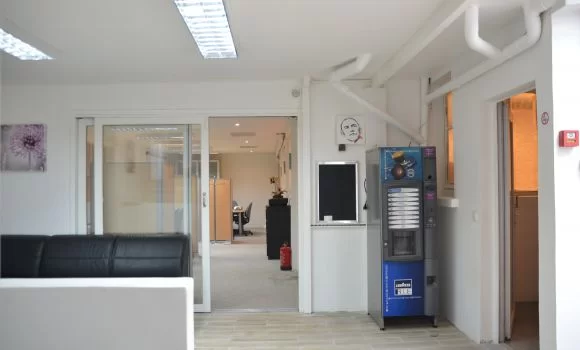 Bureau fermé  idéal pour votre activité professionnelle à Aubervilliers
