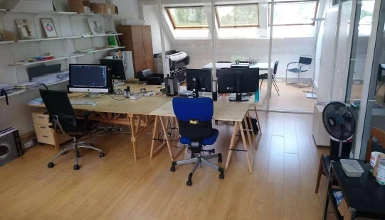 Bureau fermé  idéal pour votre activité professionnelle à Bagnolet